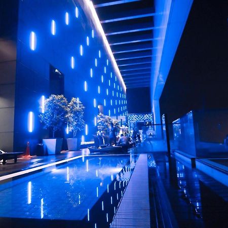 Dolphin Platinum Klcc Kuala Lumpur Apartment Exterior photo